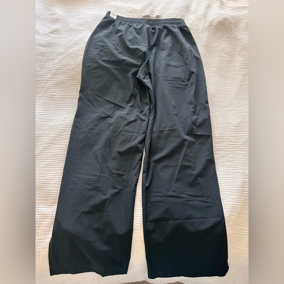 Abercrombie & Fitch Pants - Picture 3 of 4